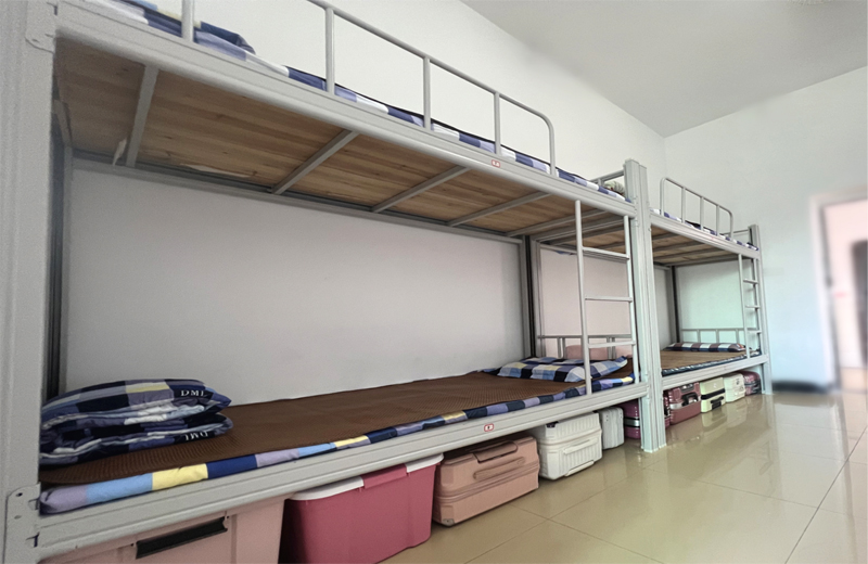 问题三：学校住宿怎么样？